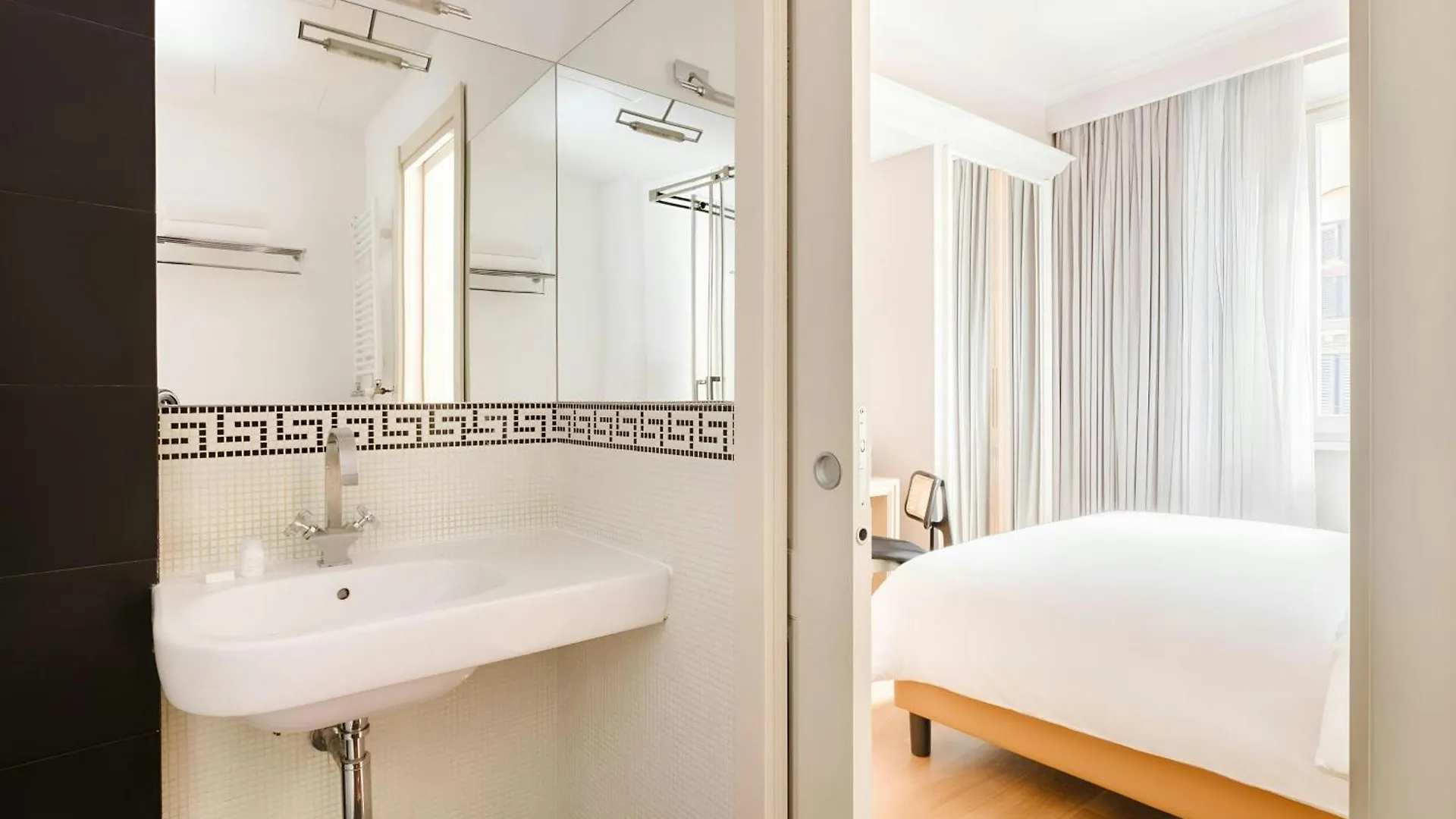 Piazza Di Spagna Hotel, Sonder By Marriott Bonvoy Rome Hotel